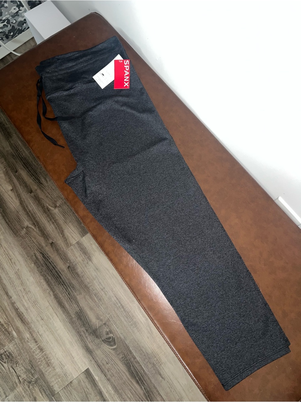 SPANX Supersmooth SoftStretch Women's Dark Charcoal Gray 7/8 Leggings